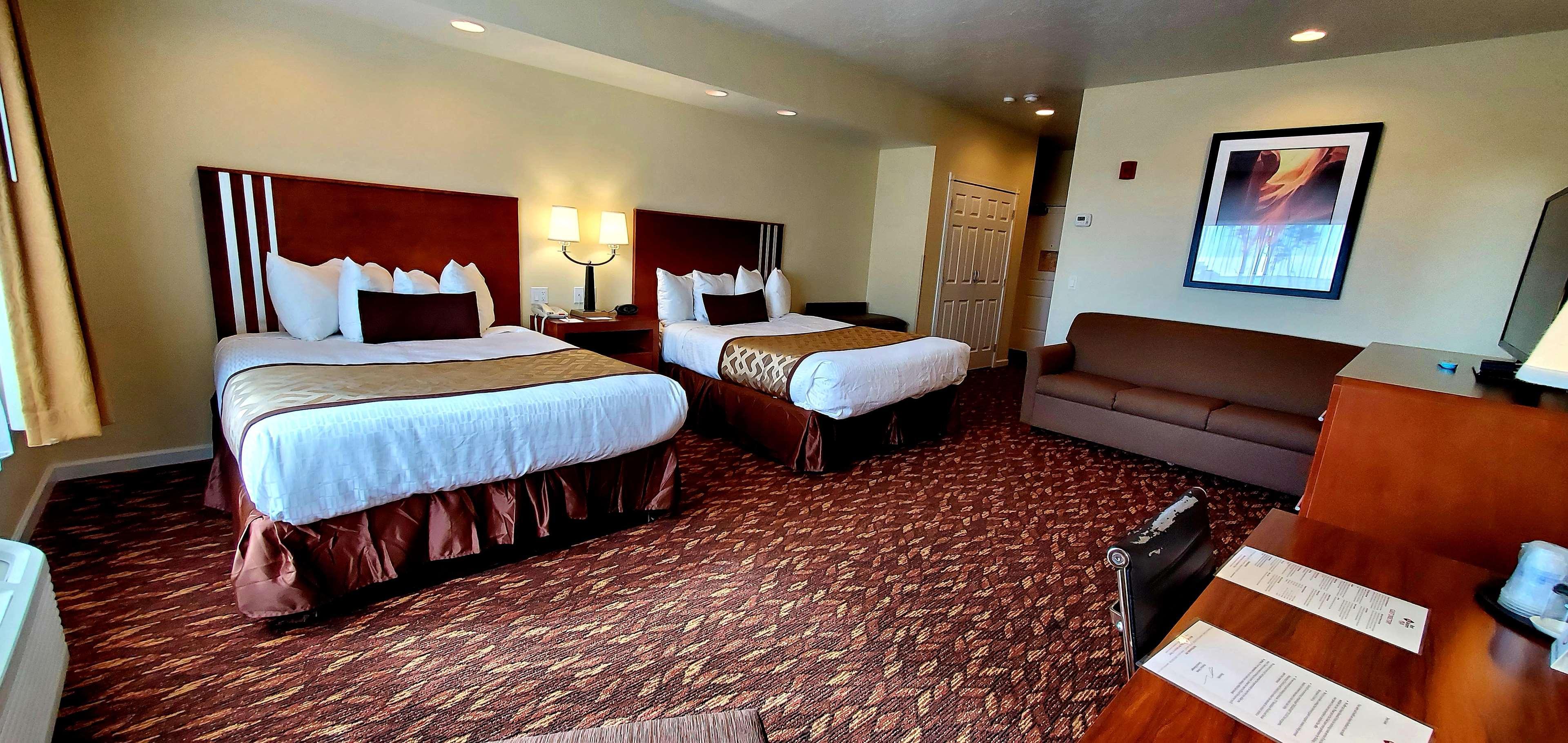 Western Northwoods Hotel 3*