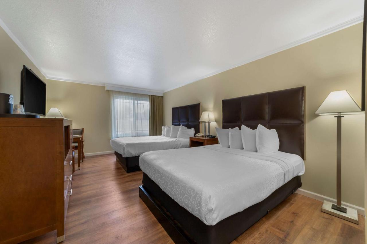 Western Northwoods Hotel Crescent City