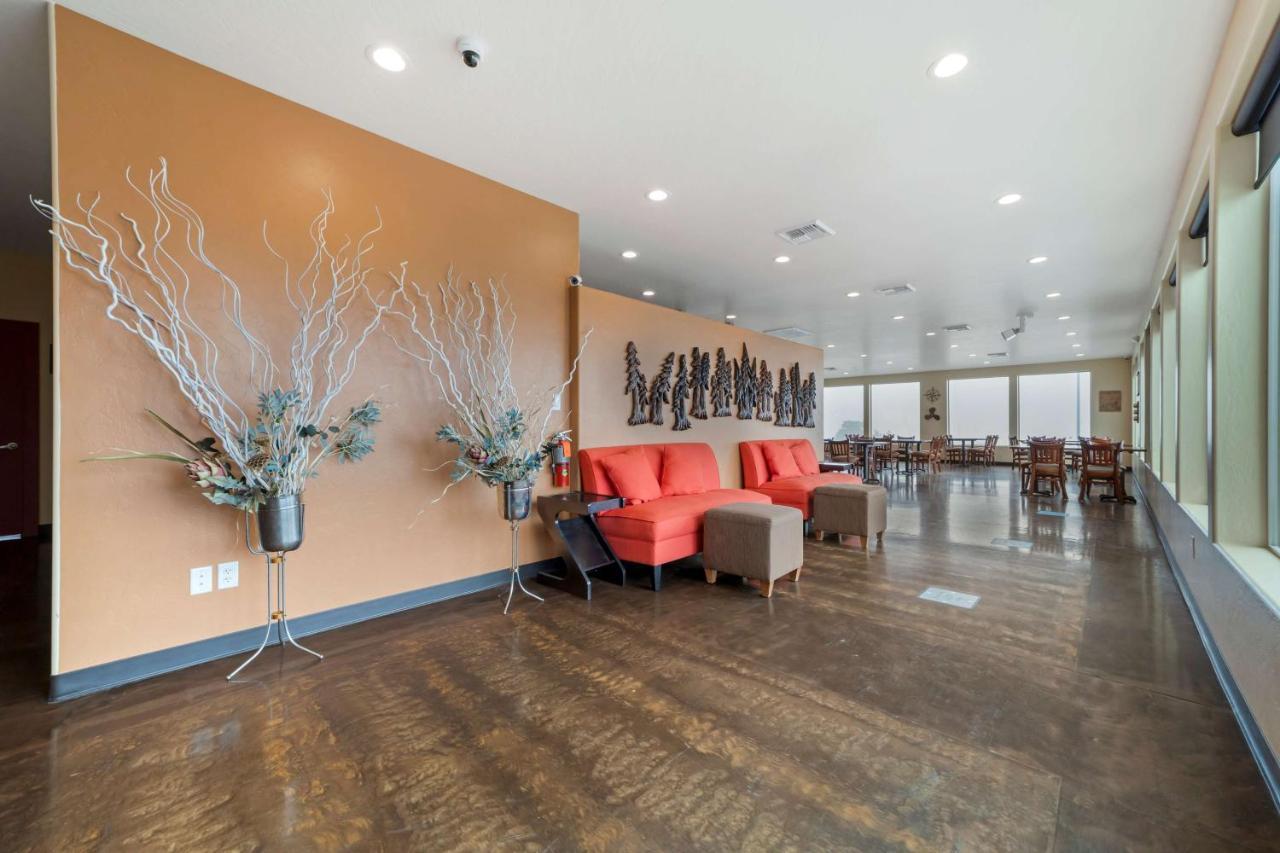 Western Northwoods Hotel 3*