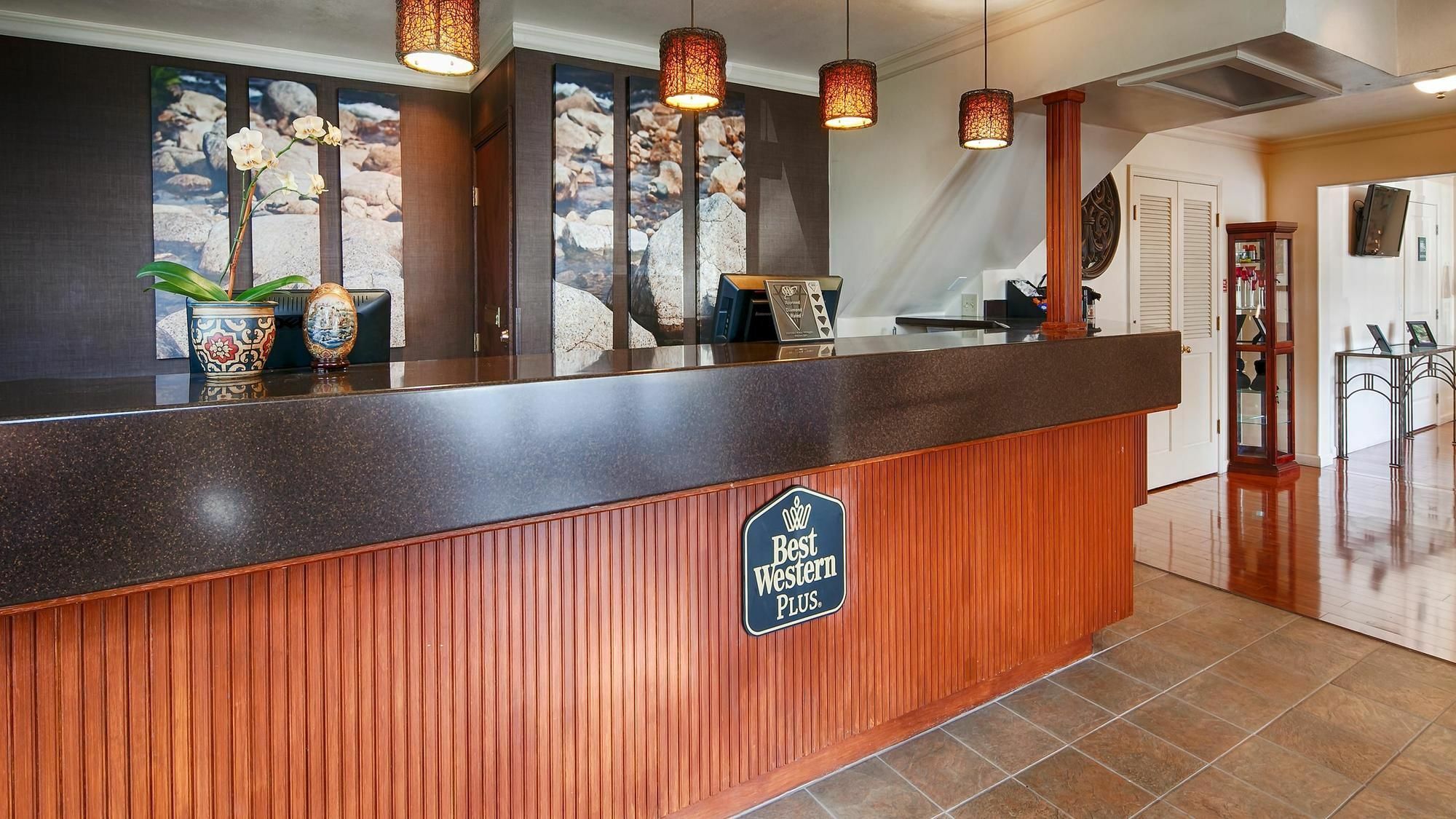Hotel Western Northwoods Crescent City